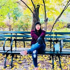 Meet your Posher, Beatriz